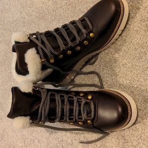 Cole Haan GrandExplore OS Women's Boot brand new never worn-Waterproof